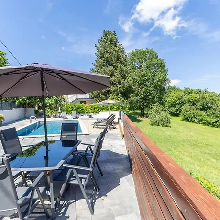 Holiday Home Vita *